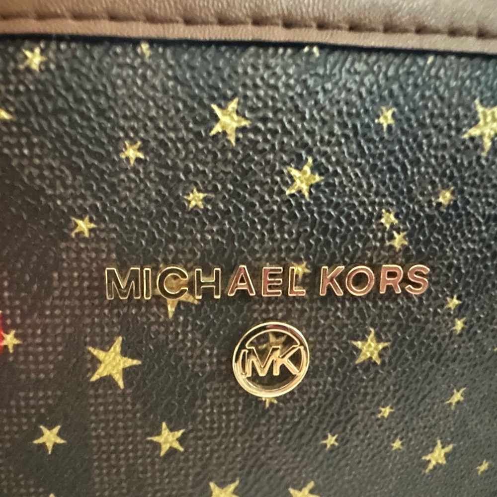 Michael Kors Jet Set Charm MD Carryall Tote in brown multi - Picture 3 of 12